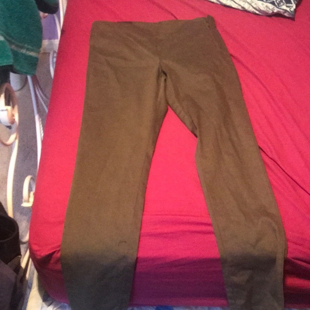 Olive green skinny pants.